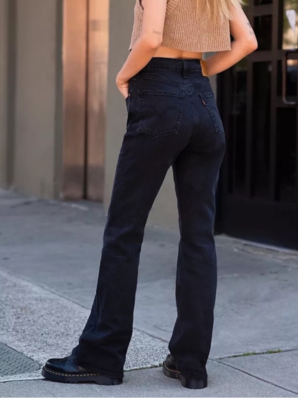 Levi’s Ribcage Bootcut Jeans - Picture 2 of 6